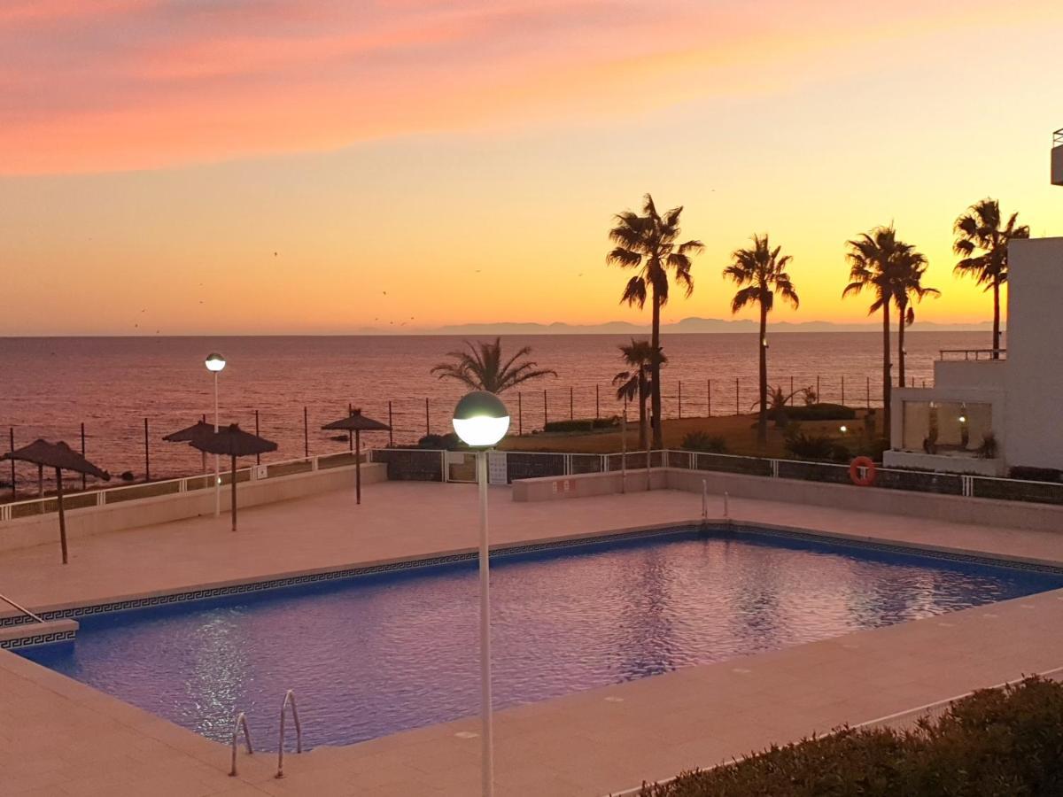 Casitamar Frontline Beach House Rental Casares Costa Near Estepona Bahia de Casares Exteriér fotografie